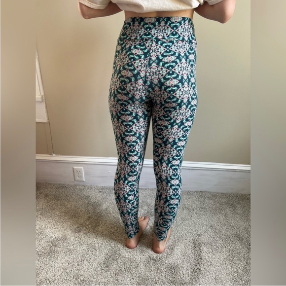 2 pack super soft leggings perfect condition fits s/m one size - Picture 5 of 6